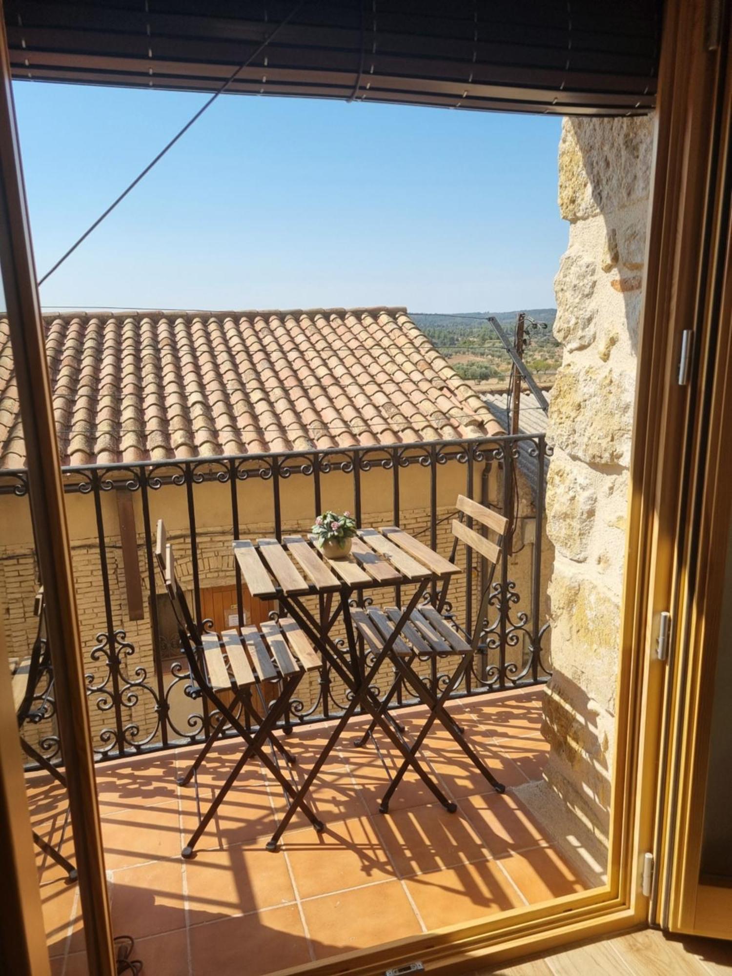Casa La Tia Apartment Arnés Екстериор снимка