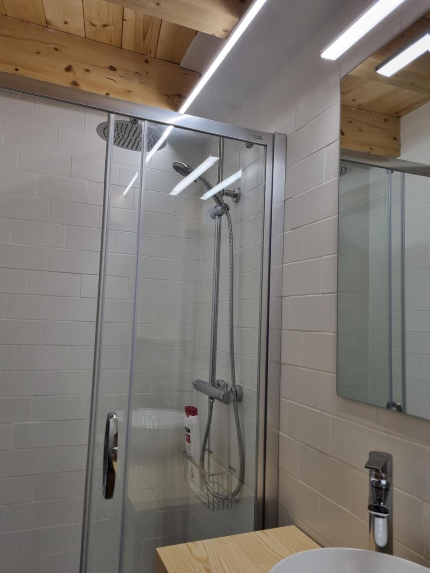 Casa La Tia Apartment Arnés Екстериор снимка