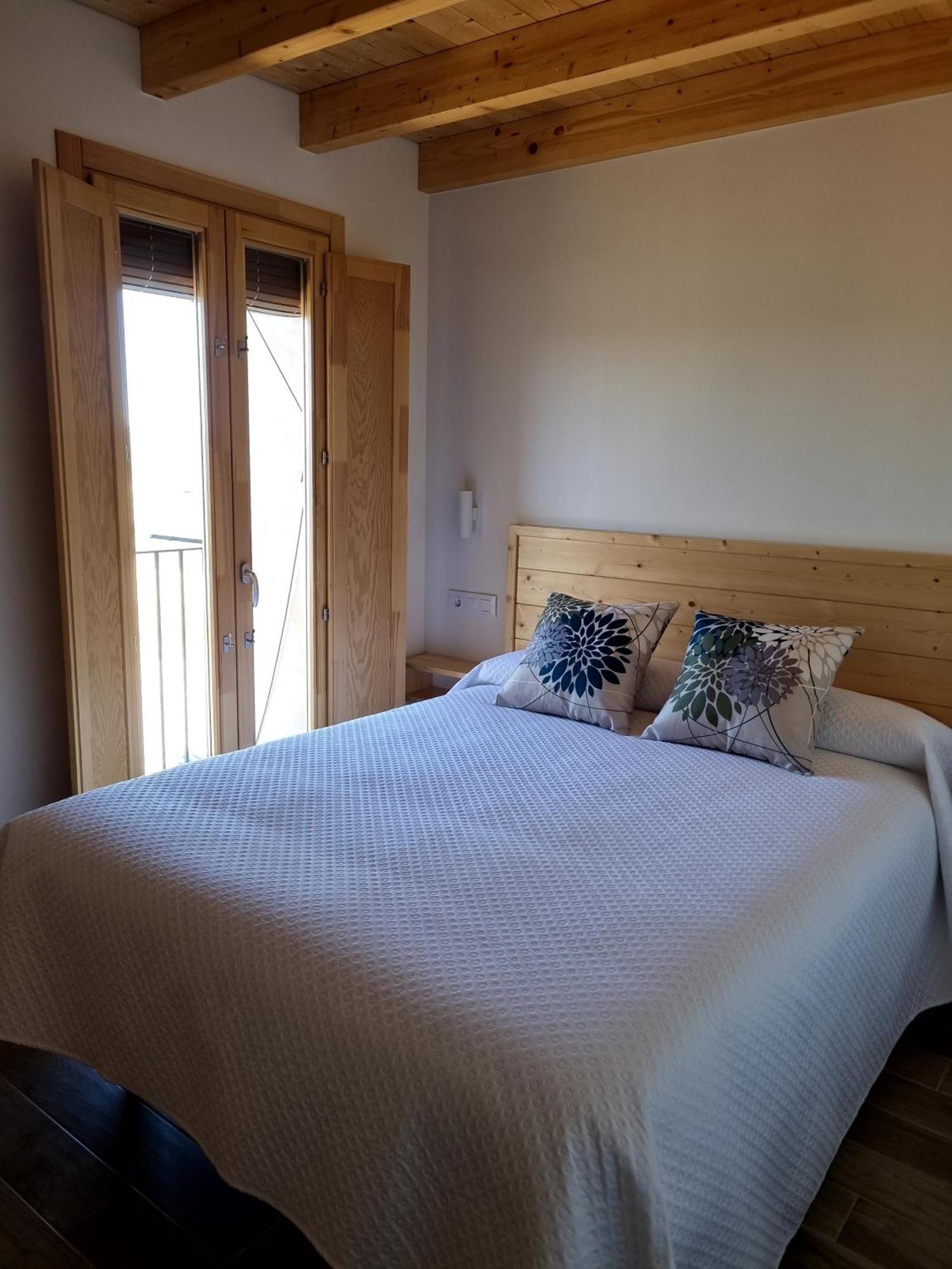 Casa La Tia Apartment Arnés Екстериор снимка